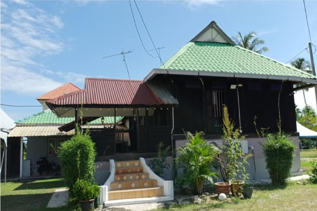 Oyo Home 90495 Homestay Kampung Kota Aur Sungai Petani Extérieur photo