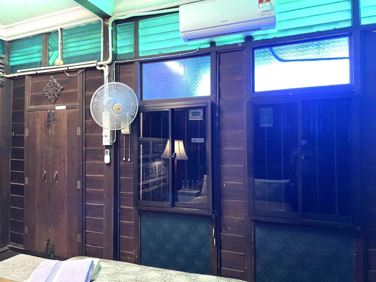 Oyo Home 90495 Homestay Kampung Kota Aur Sungai Petani Extérieur photo