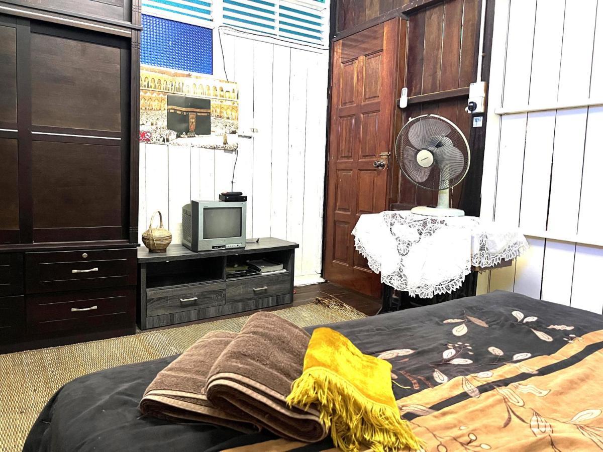 Oyo Home 90495 Homestay Kampung Kota Aur Sungai Petani Extérieur photo